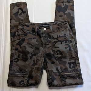 KANCAN Camo Cargo Utility Skinny Jeans